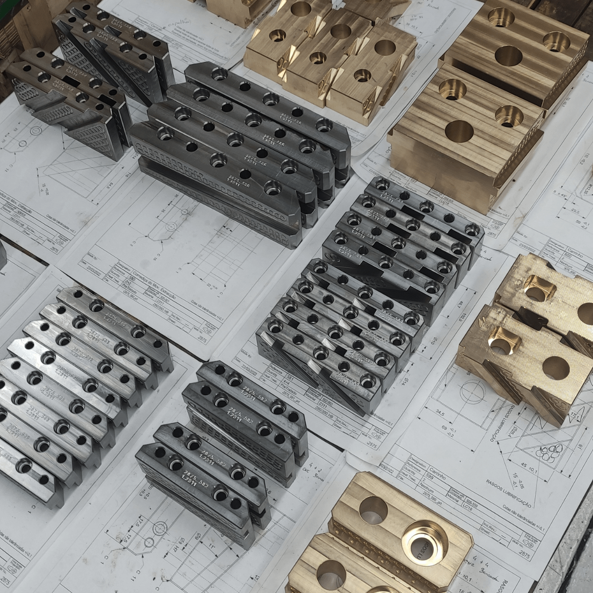 Machining of parts for moulds